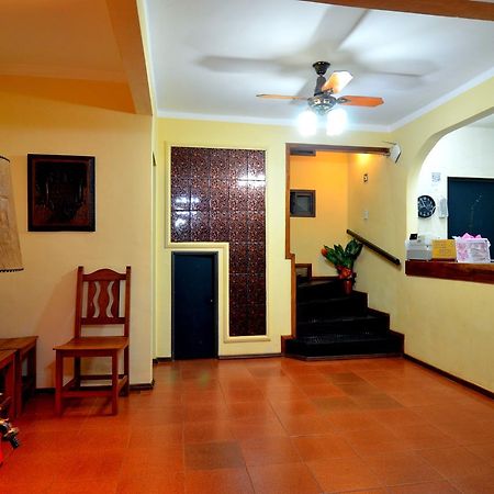 Hosteria Casa Blanca Iguazu ปูแอร์โตอีกวาซู ภายนอก รูปภาพ