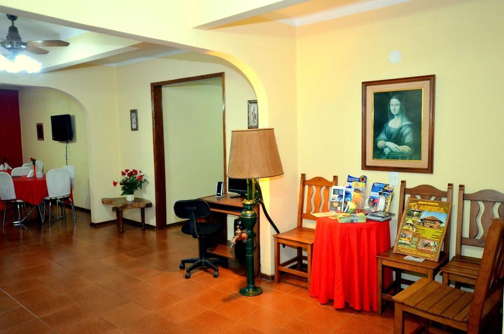 Hosteria Casa Blanca Iguazu ปูแอร์โตอีกวาซู ภายนอก รูปภาพ